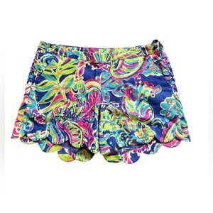 LILLY PULITZER Magnolia Shorts in Toucan Play print- Size 0 - side zipper